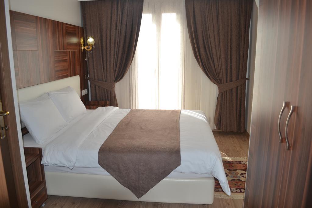 Hotel Fatih Истанбул Стая снимка