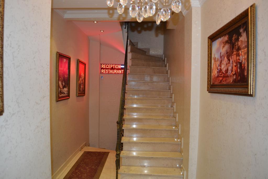 Hotel Fatih Истанбул Екстериор снимка
