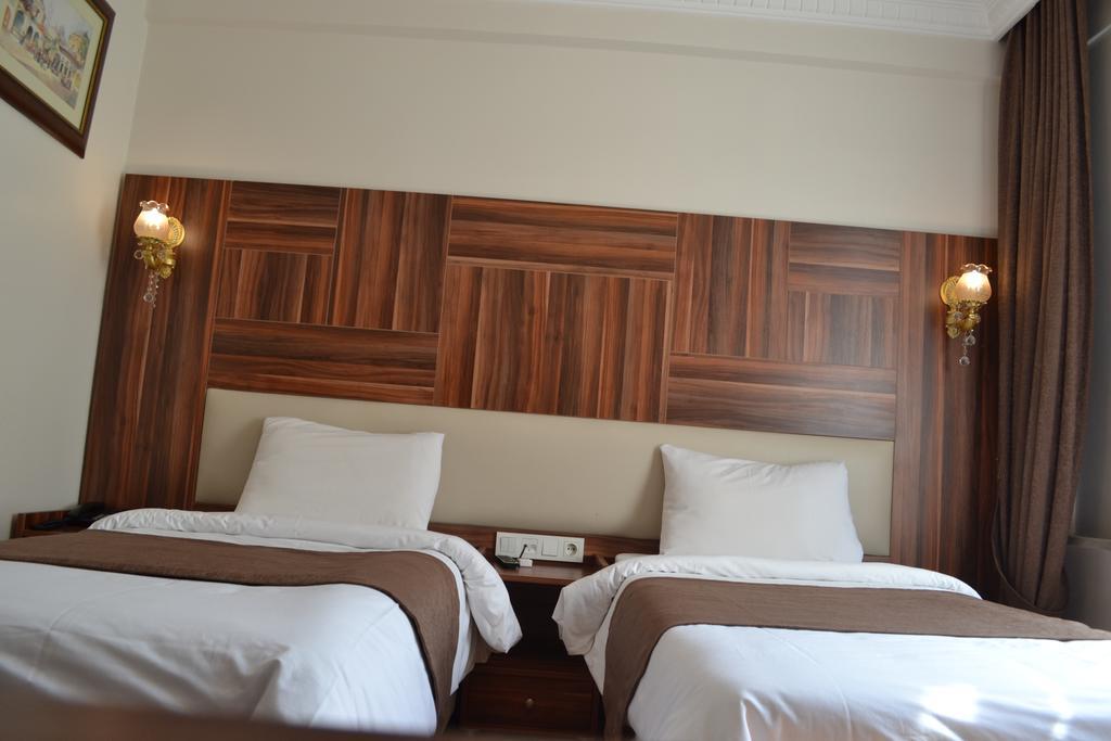 Hotel Fatih Истанбул Екстериор снимка
