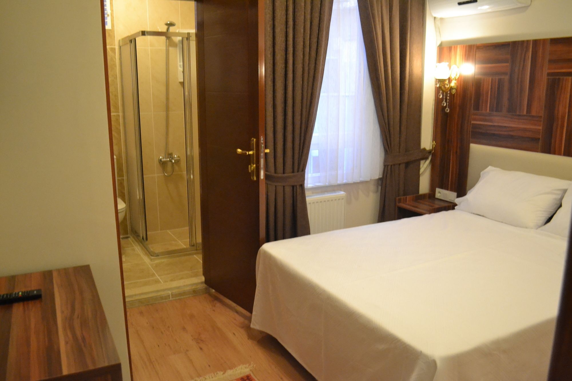 Hotel Fatih Истанбул Екстериор снимка