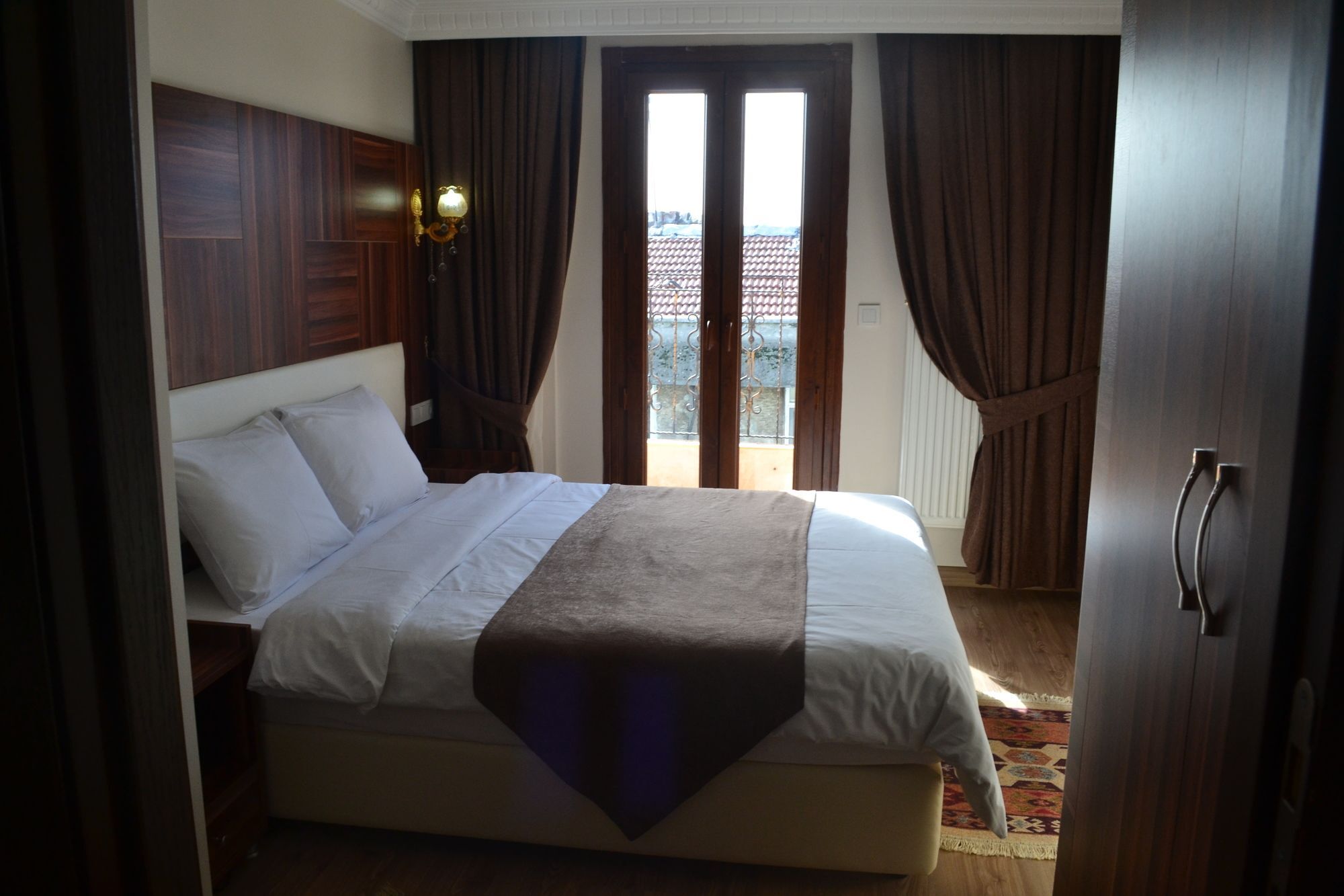 Hotel Fatih Истанбул Екстериор снимка
