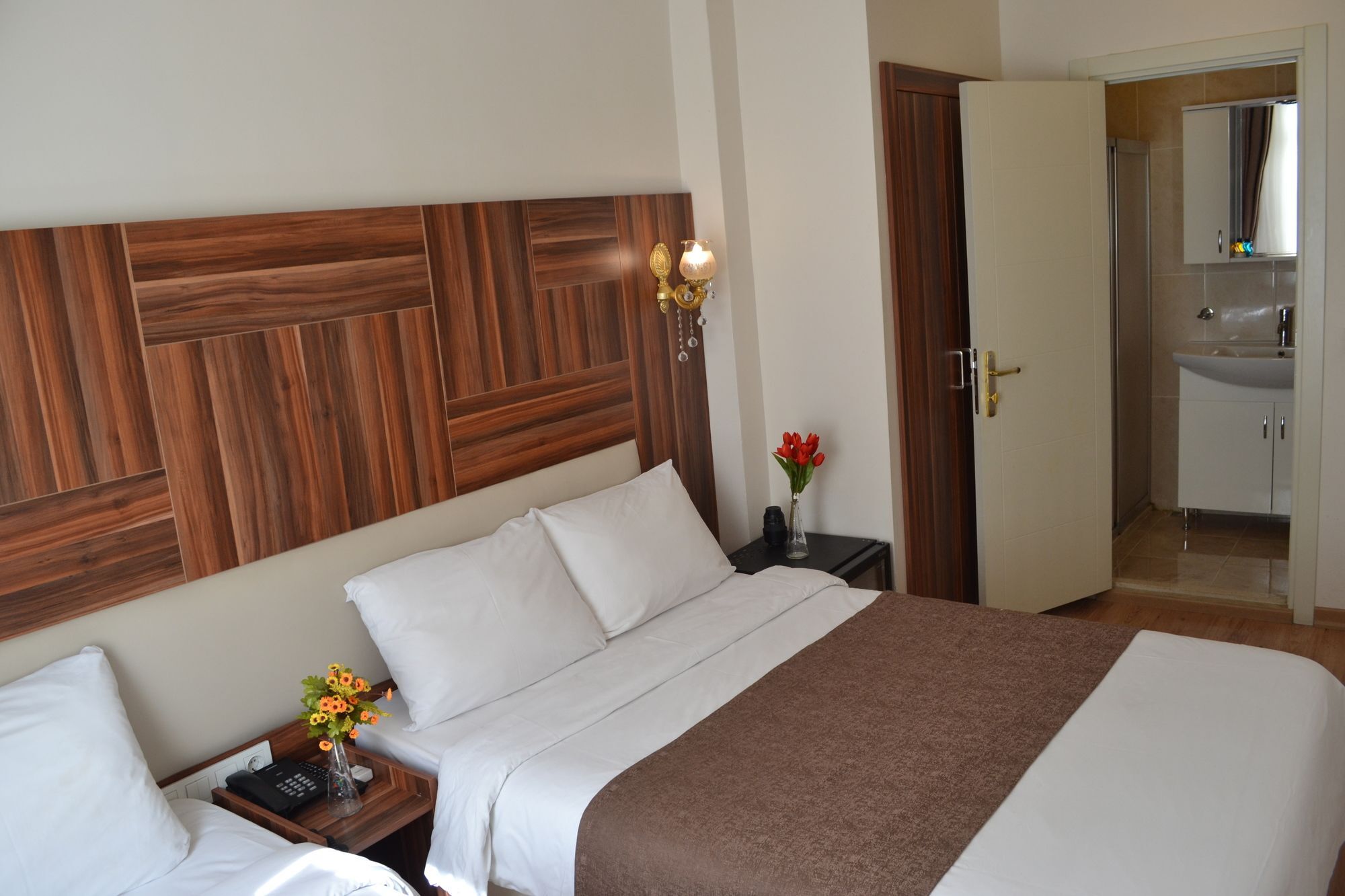 Hotel Fatih Истанбул Екстериор снимка